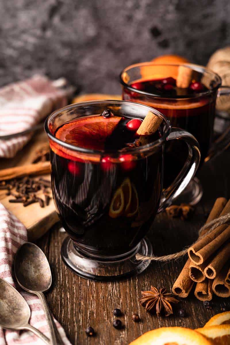mulled wine in glass mug