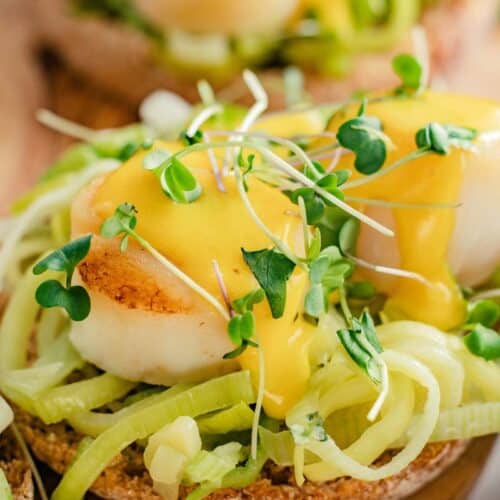 scallop benedict
