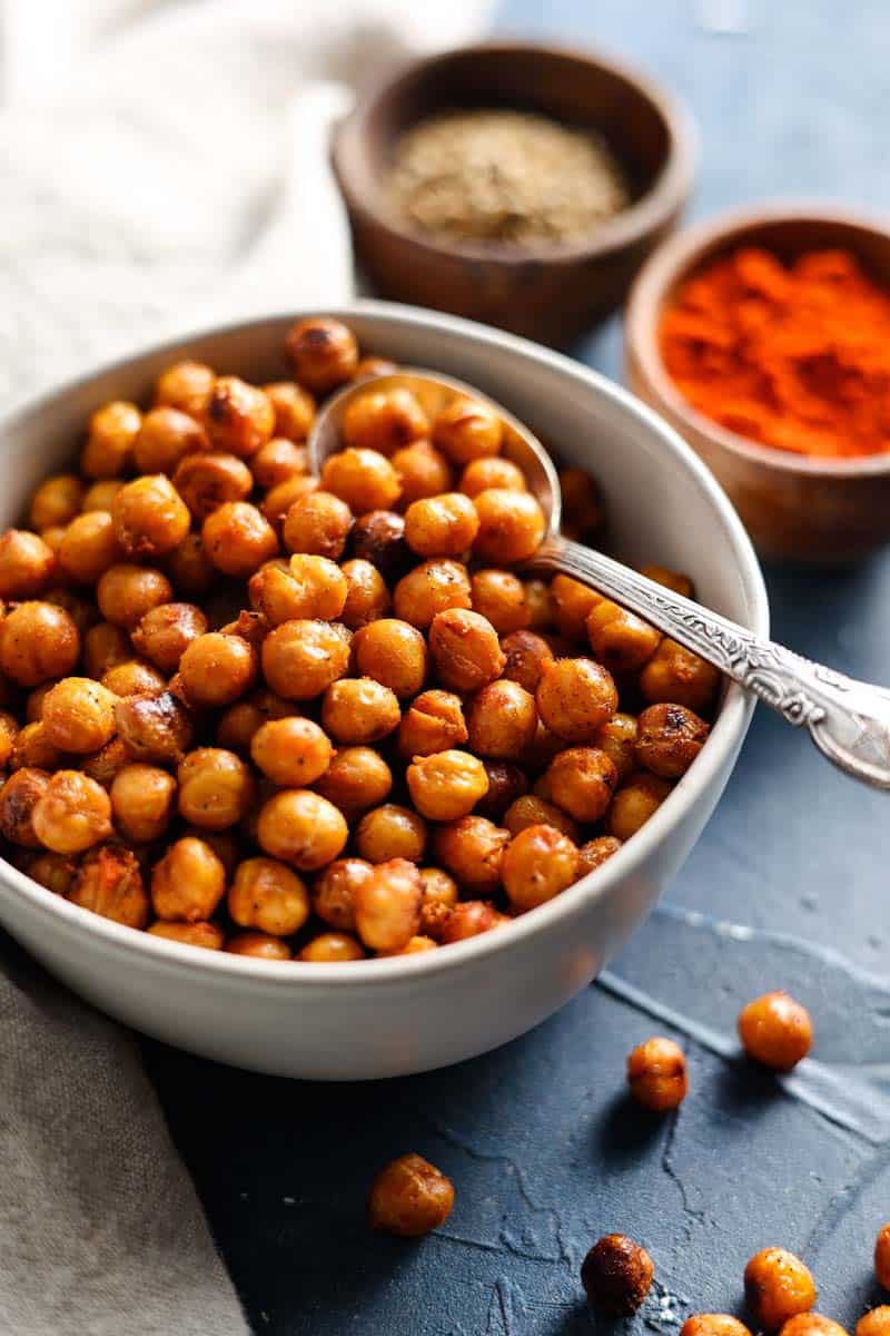 spicy crispy chickpeas in a bowl