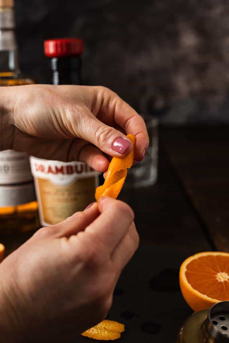 making an orange twist